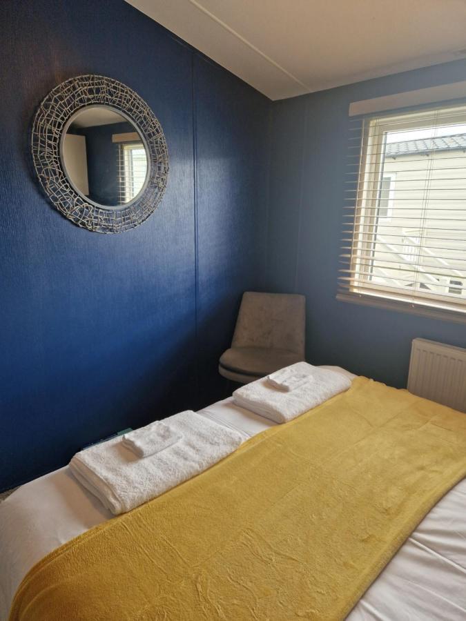 The Oyster Shell Hotel Whitstable Bagian luar foto